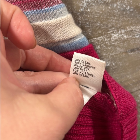 St John Wool magenta pink with stripes sweater vest size Medium - Picture 7 of 10